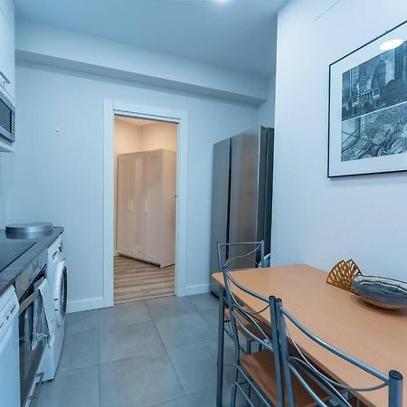 Valdecilla Center Apartment 산탄데르 외부 사진