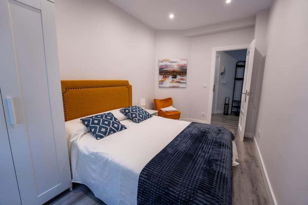 Valdecilla Center Apartment 산탄데르 외부 사진